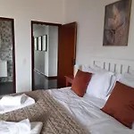 Rodrigues Villa